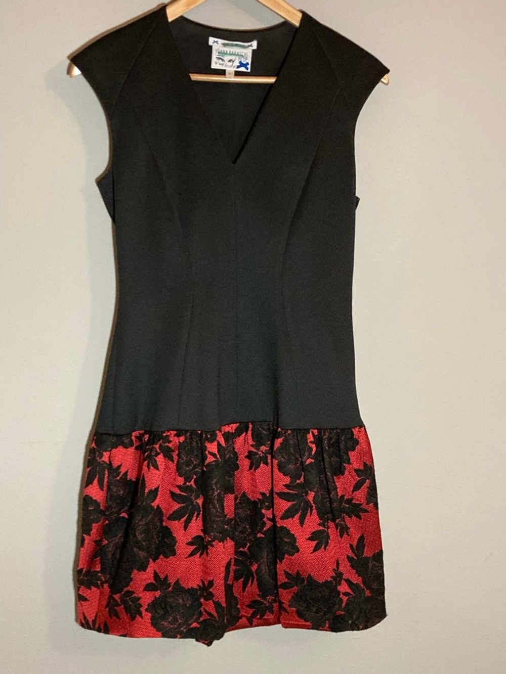 Yoana Baraschi Black Bodice Red & Black Floral Skirt Mini Dress Side Zip Sz 6